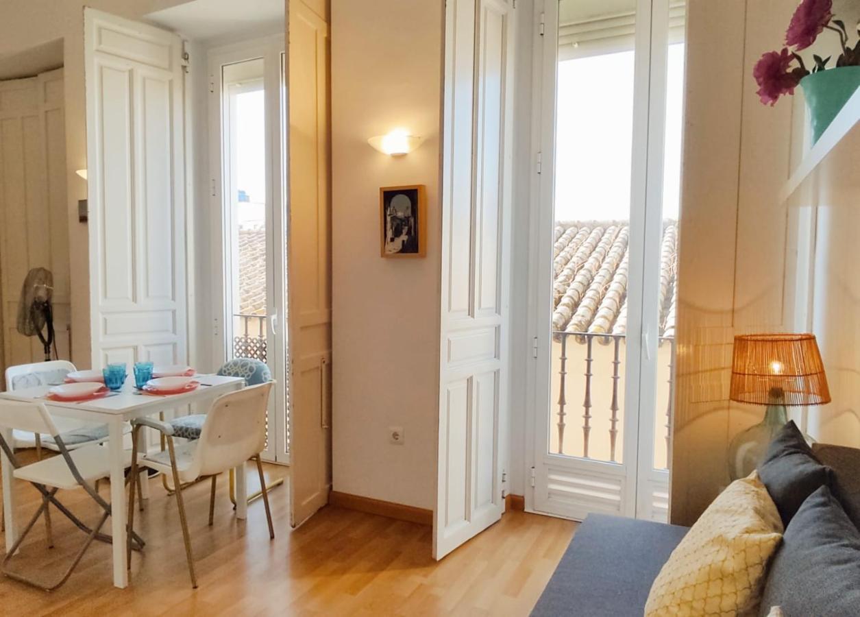 Homeyseville- Lovely Apartment In Seville City Center, Parking Optional Esterno foto