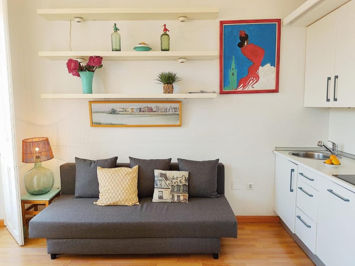 Homeyseville- Lovely Apartment In Seville City Center, Parking Optional Esterno foto