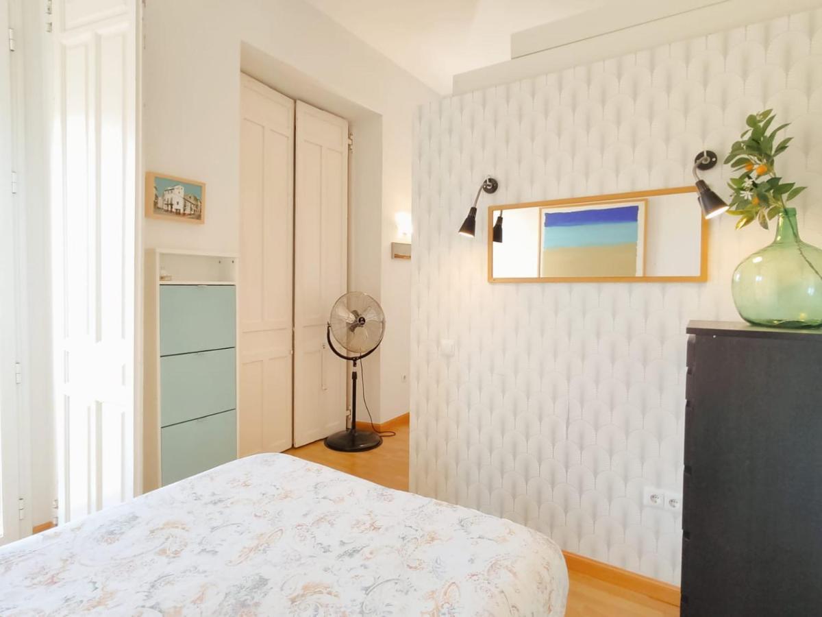 Homeyseville- Lovely Apartment In Seville City Center, Parking Optional Esterno foto
