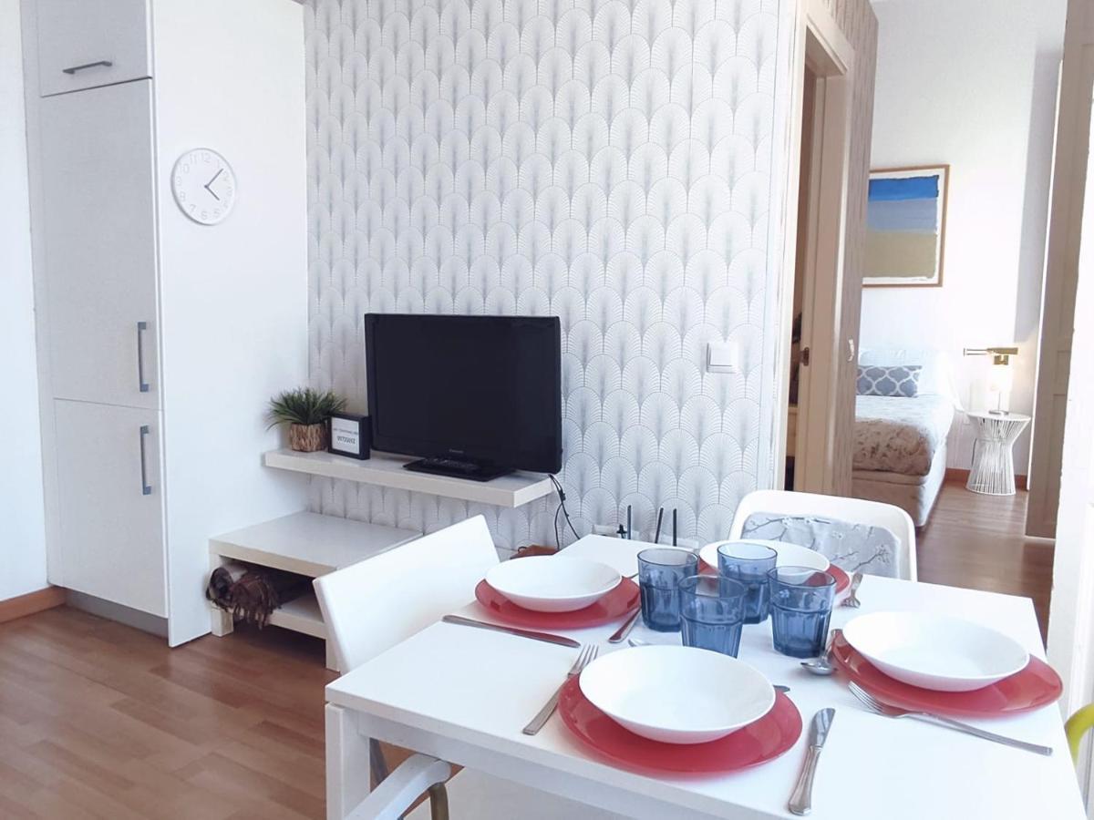 Homeyseville- Lovely Apartment In Seville City Center, Parking Optional Esterno foto